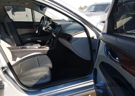 2013 Cadillac Ats Premium z USA, uszkodzony, nr VIN 1G6AE5S32D0124385